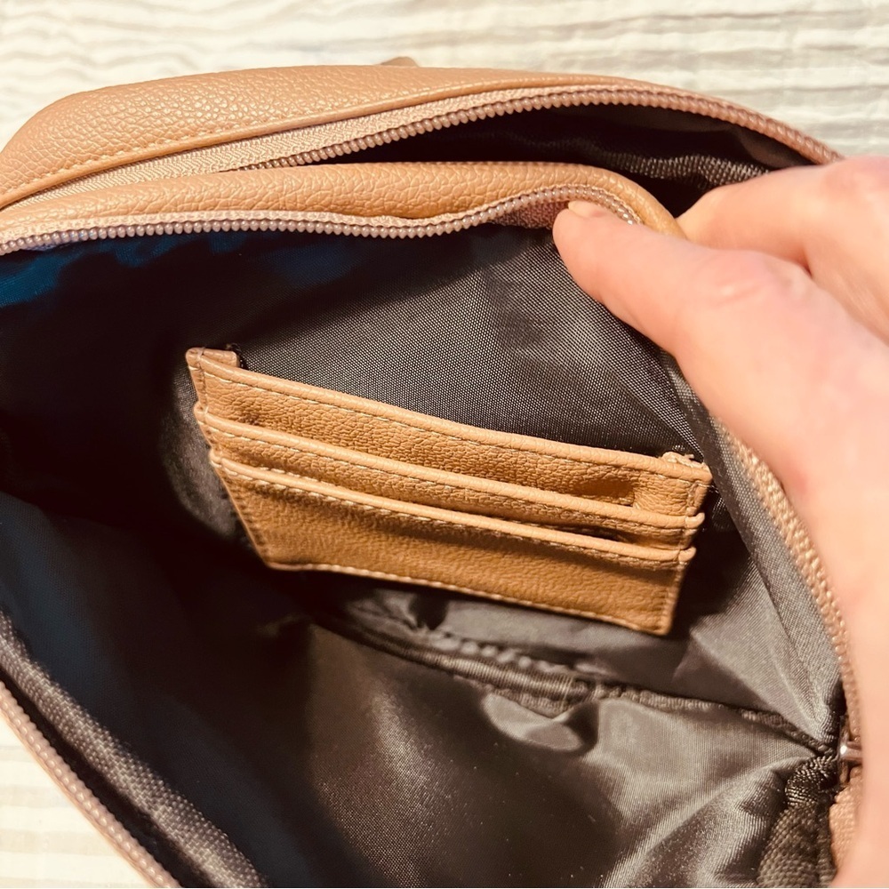 ZORFIN Fanny Pack Belt Bag 5 Zipper Pockets Crossbody Bag with Adjustable Belt - Picture 6 of 9